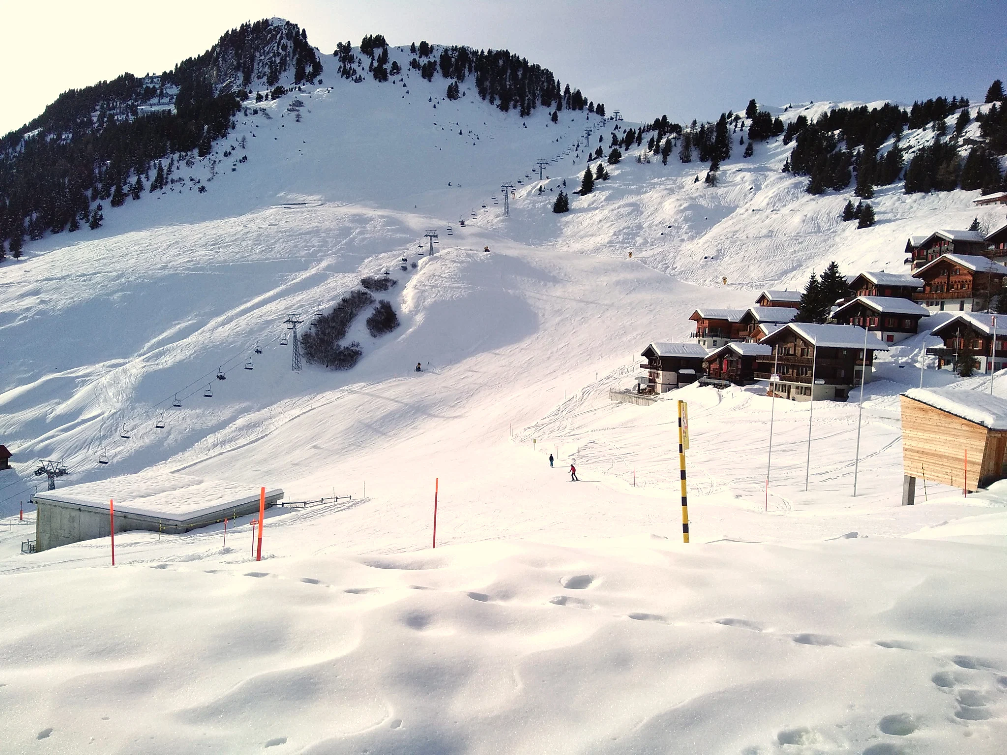 Lage und Umgebung des Casa Codasi auf der Riederalp im Winter